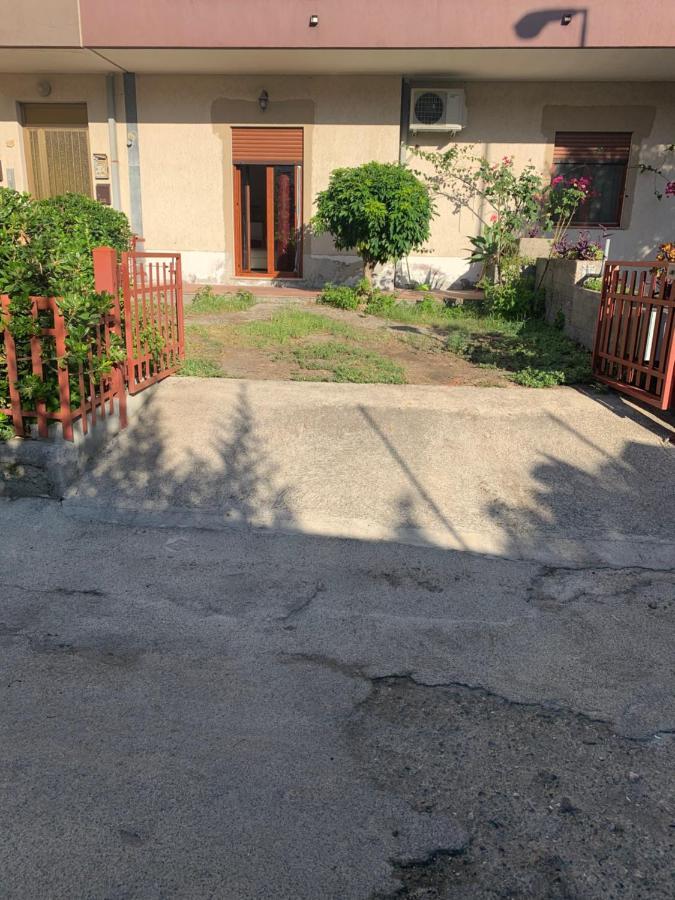 圣泰雷萨迪里瓦Casa Grazia公寓 外观 照片